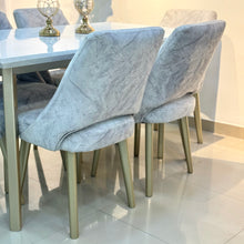 Cargar imagen en el visor de la galería, Comedor Rony con sillas Marfil