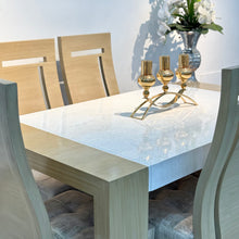 Cargar imagen en el visor de la galería, Comedor Beneton con sillas Escarlata