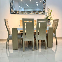 Cargar imagen en el visor de la galería, Comedor Beneton con sillas Escarlata