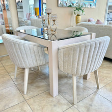 Cargar imagen en el visor de la galería, Comedor Cubico con sillas Venecia