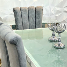 Cargar imagen en el visor de la galería, Comedor Cubico Especial con sillas Romanas